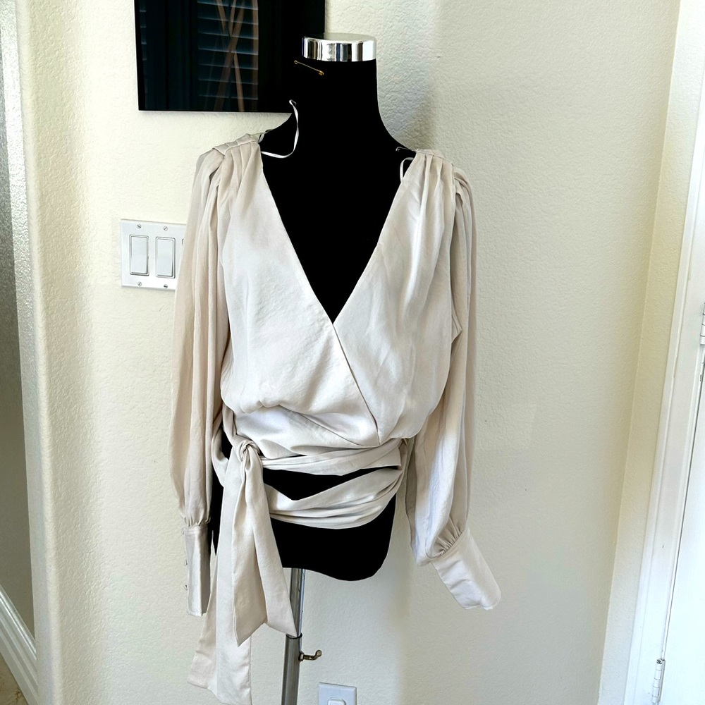 Banana Republic- blouse 👚 size 12